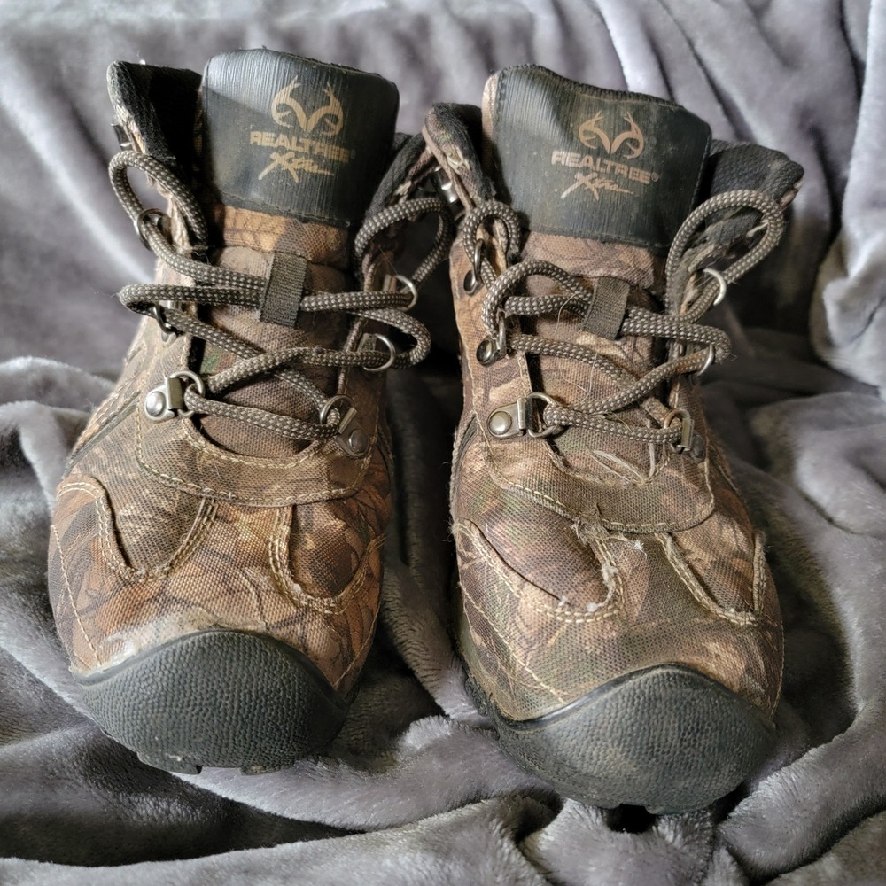 Realtree Xtra Hiking Boots Boys Size 5 Brown Camo Good Lace Up Outdoor Lug Sole